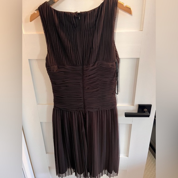 Chocolate brown evening dress - Picture 4 of 4